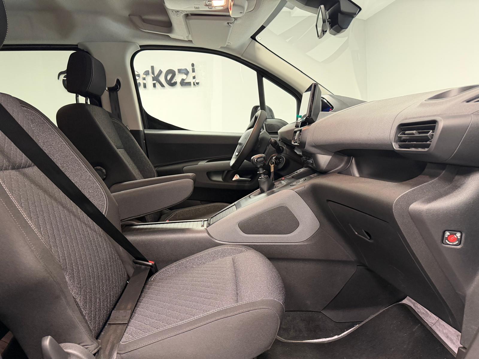 PEUGEOT RIFTER 15
